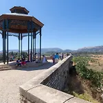 Sofia Center روندا